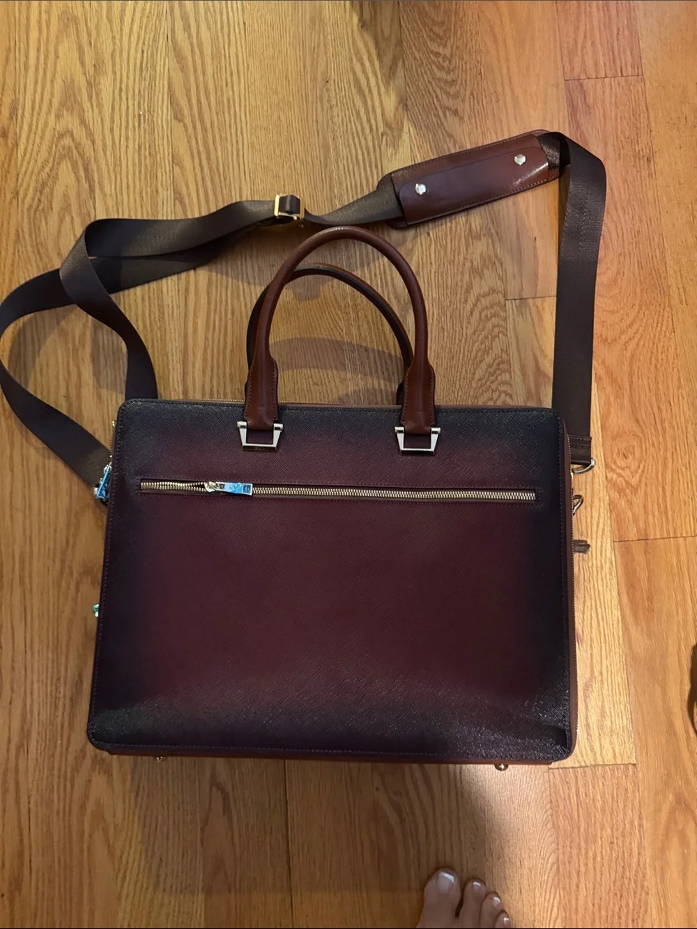 Gucci Men's Burgundy Leather Briefcase with Gold Hardware